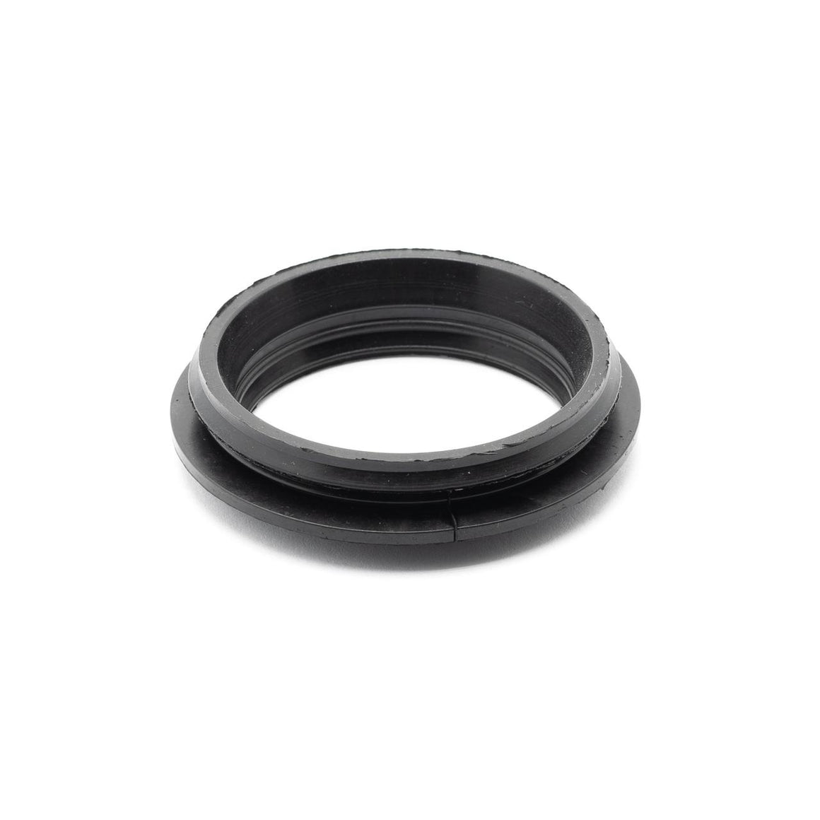 Oil seal 03.7718-5016.1 of the vacuum brake booster 5