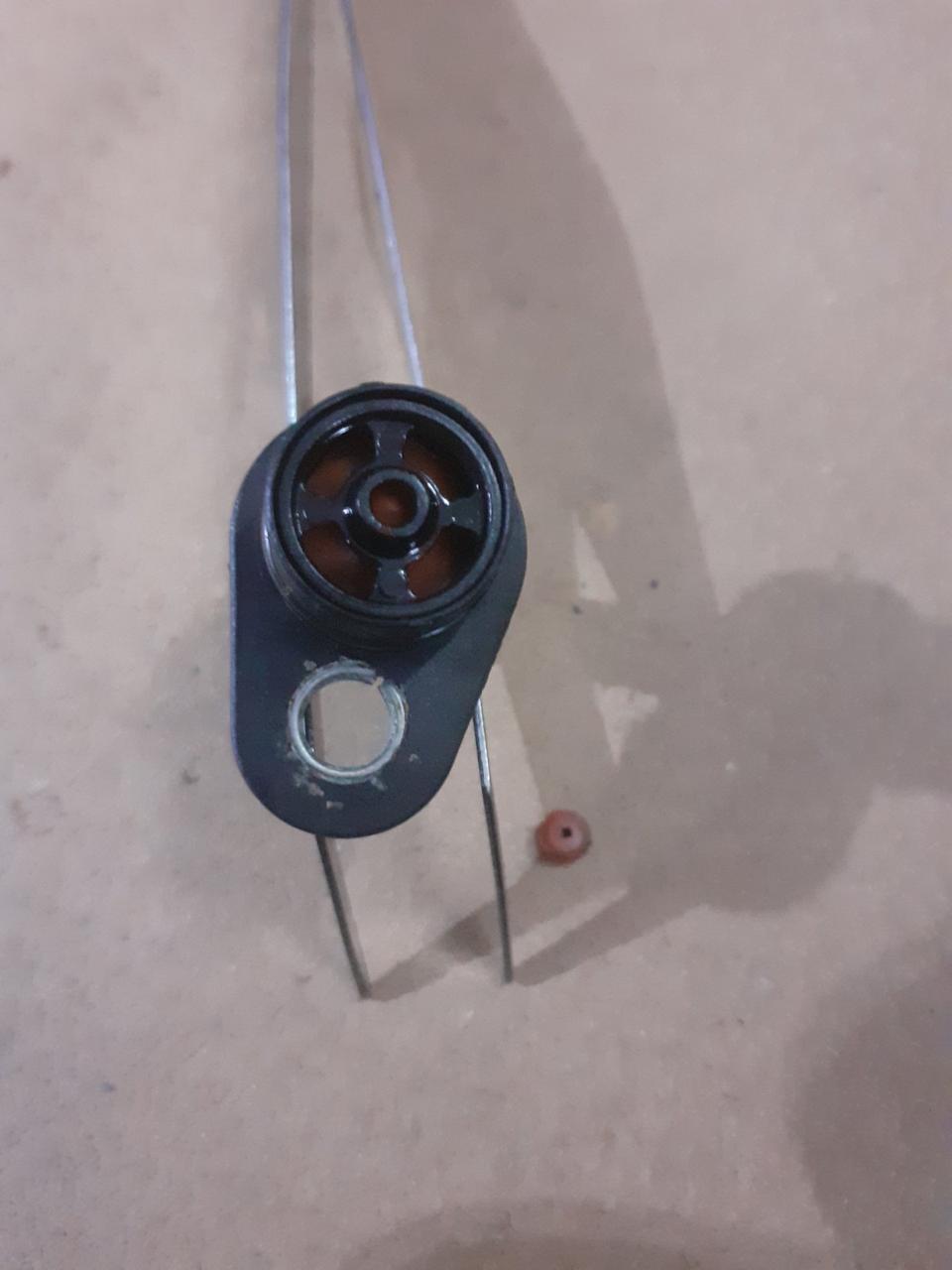 Vacuum pump valve BMW N63 N63N 11668605976, 724807350 8