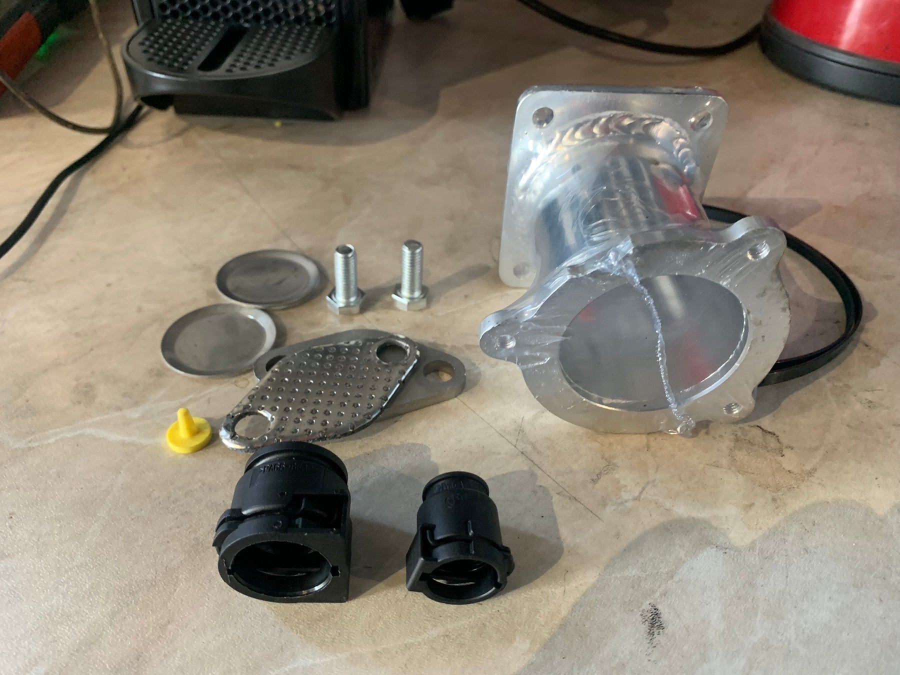 EGR removal kit with plastic hose plugs EGR BMW E70, E71, E90, E83 M57N2 5