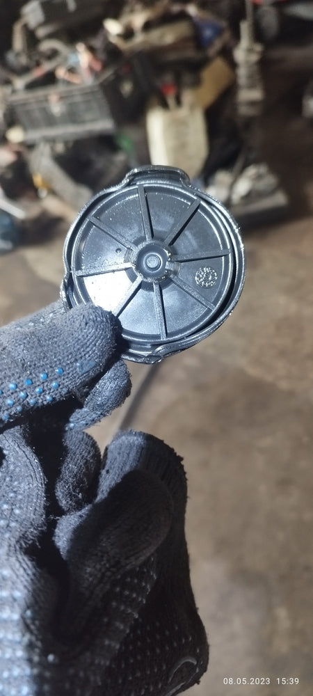 Oil separator membrane VW and Audi 3.0TDI 057103495N 9