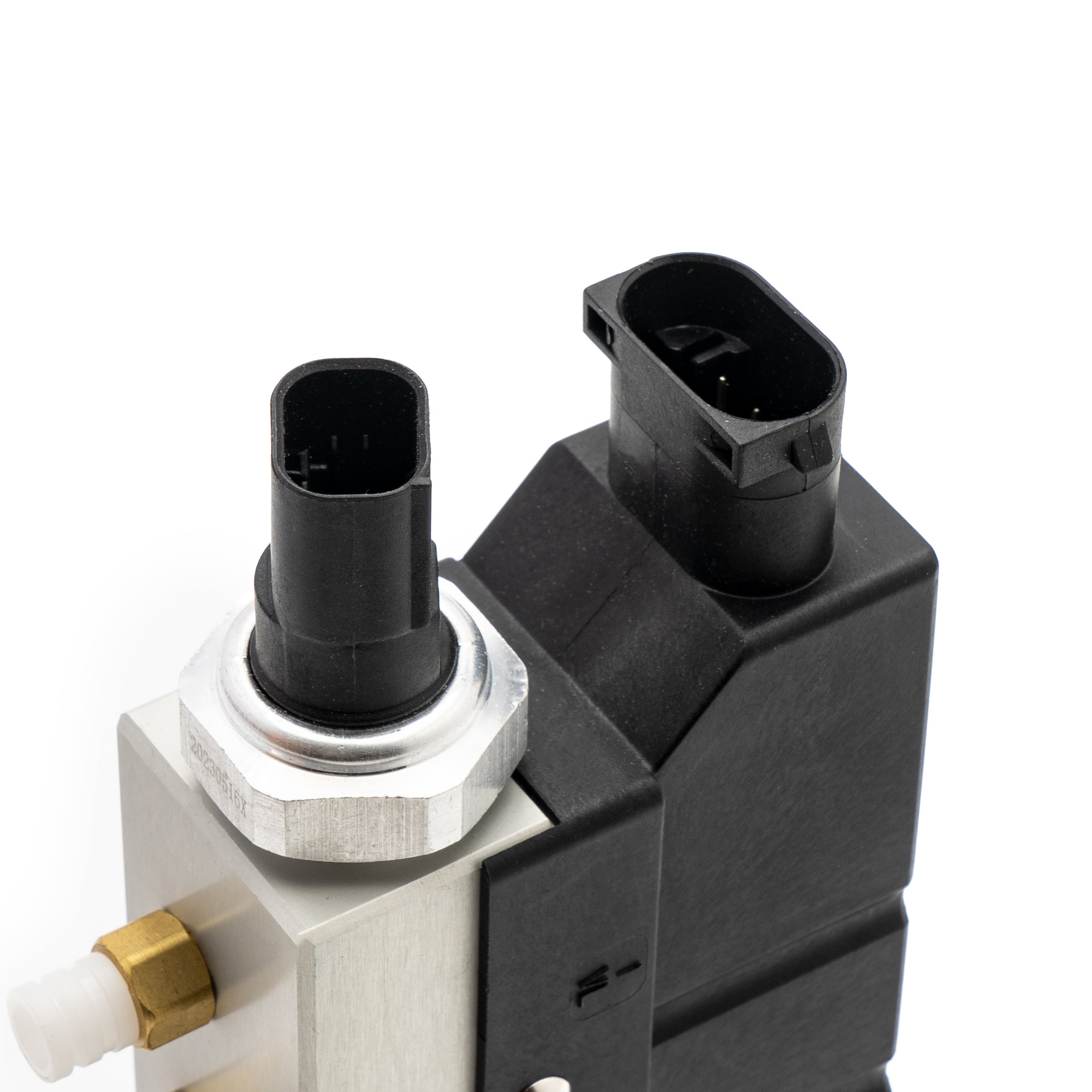Mercedes W220 air suspension valve block 2203200258 3