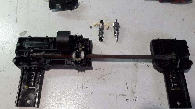 BMW 52107068045 Popliteal Support Servo Gear 7