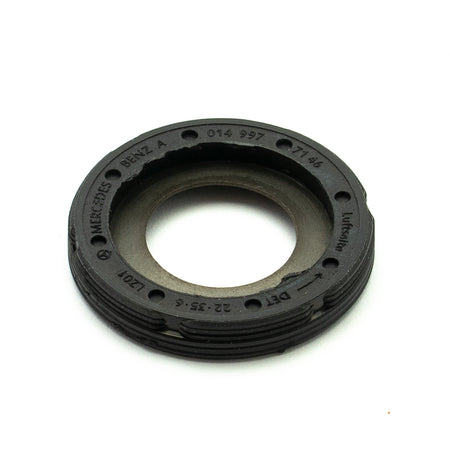 Oil seal crankcase ventilation valve Mercedes-Benz OM642 A0149977146 Mercedes-Benz OM642 A0149977146 5